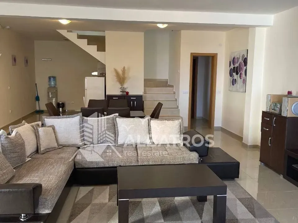 Rent, two bedroom apartment, 100m², Šušanj, Bar