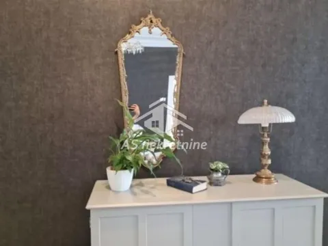 Rent, three bedroom apartment, 94m², Savski Venac, Beograd - image 18