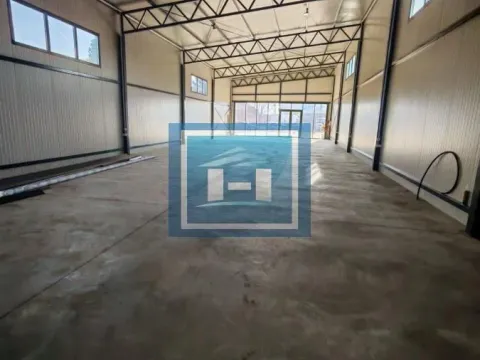 Rent, office space, 430m², Gloždak, Paraćin - image 17