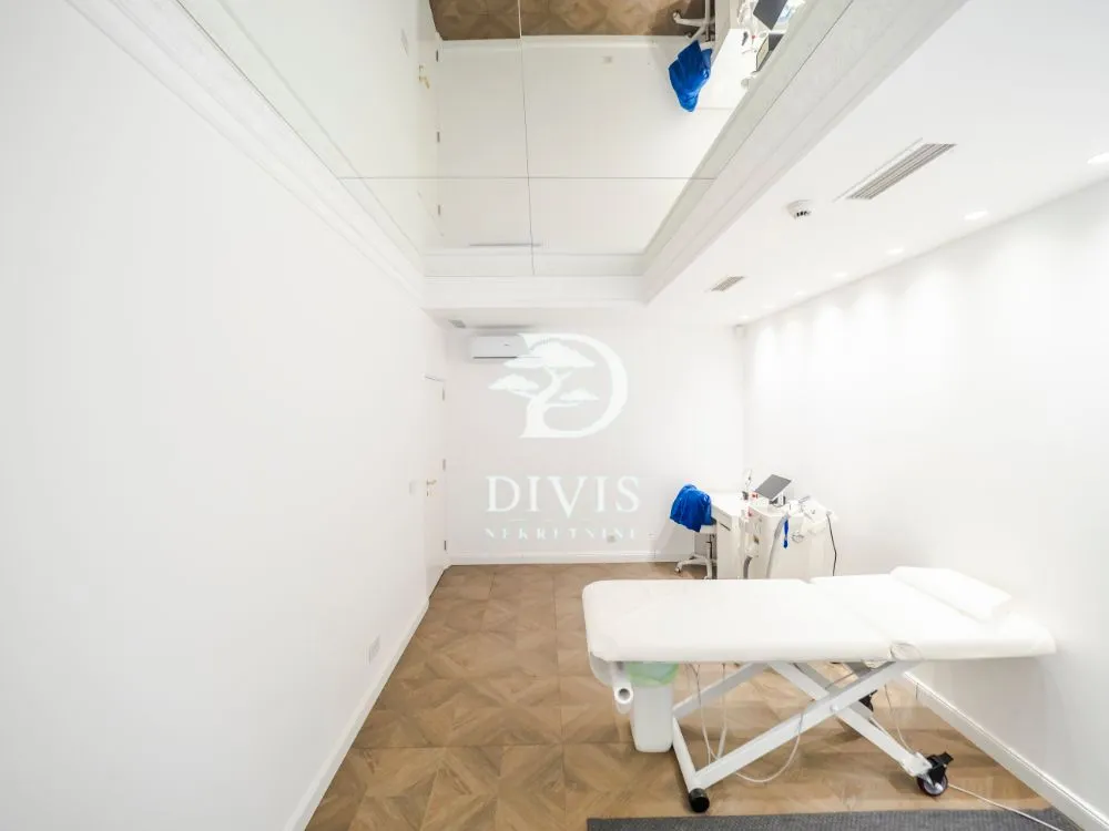 Rent, office space, 117m², Stari Grad, Beograd