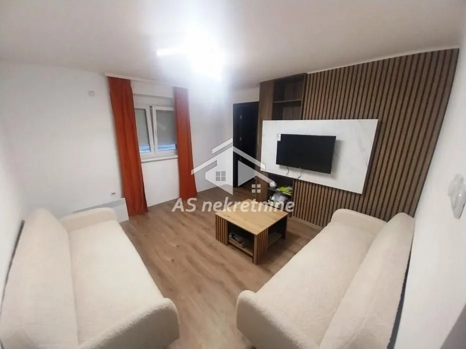 Prodaja, dvosoban stan, 48m², Kalenić Pijaca, Vračar Sve Podlokacije