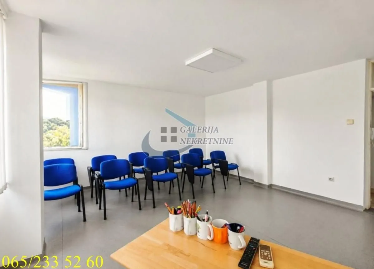Prodaja, dvosoban stan, 57m², Šumice, Beograd