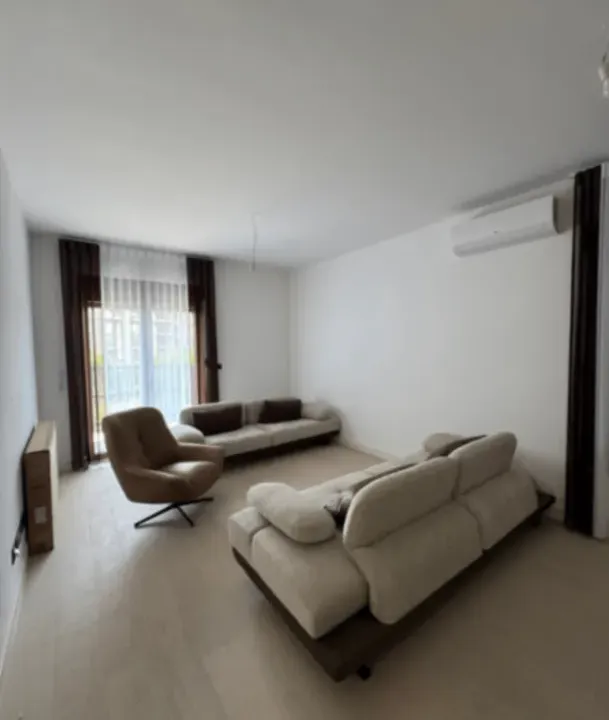 Izdavanje, jednosoban stan, 53m², 1 maj, Podgorica