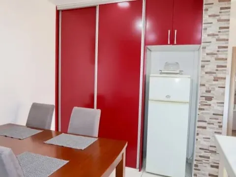 Izdavanje, dvosoban stan, 70m², Dumidran, Tivat - image 11