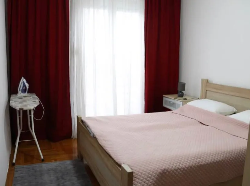 Rent, one bedroom apartment, 48m², Stari Aerodrom, Podgorica