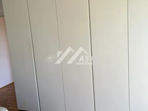 Izdavanje, četvorosoban stan, 120m², Stari Majur, Petrovaradin - image 7