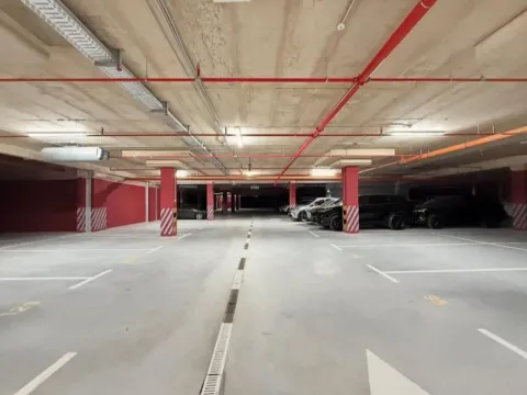 Izdavanje, jednosoban stan, 46m², Stari Aerodrom, Podgorica - image 10