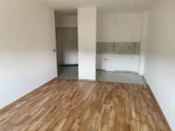 Izdavanje, poslovni prostor, 56m², Centar, Podgorica - image 3