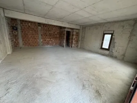 Izdavanje, stan, 56m², Momišići, Podgorica - image 2