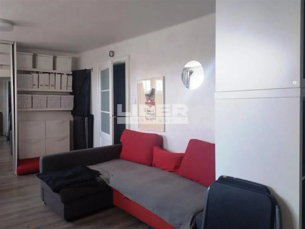 Sale, two bedroom apartment, 43m², Stari Grad, Beograd