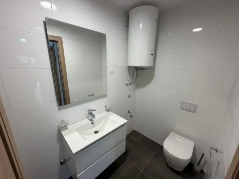 Prodaja, trosoban stan, 113m², Master Kvart, Podgorica - image 1