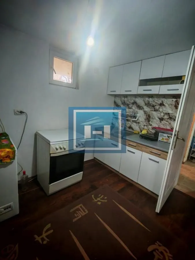 Prodaja, kuća, 420m², Gloždak, Paraćin