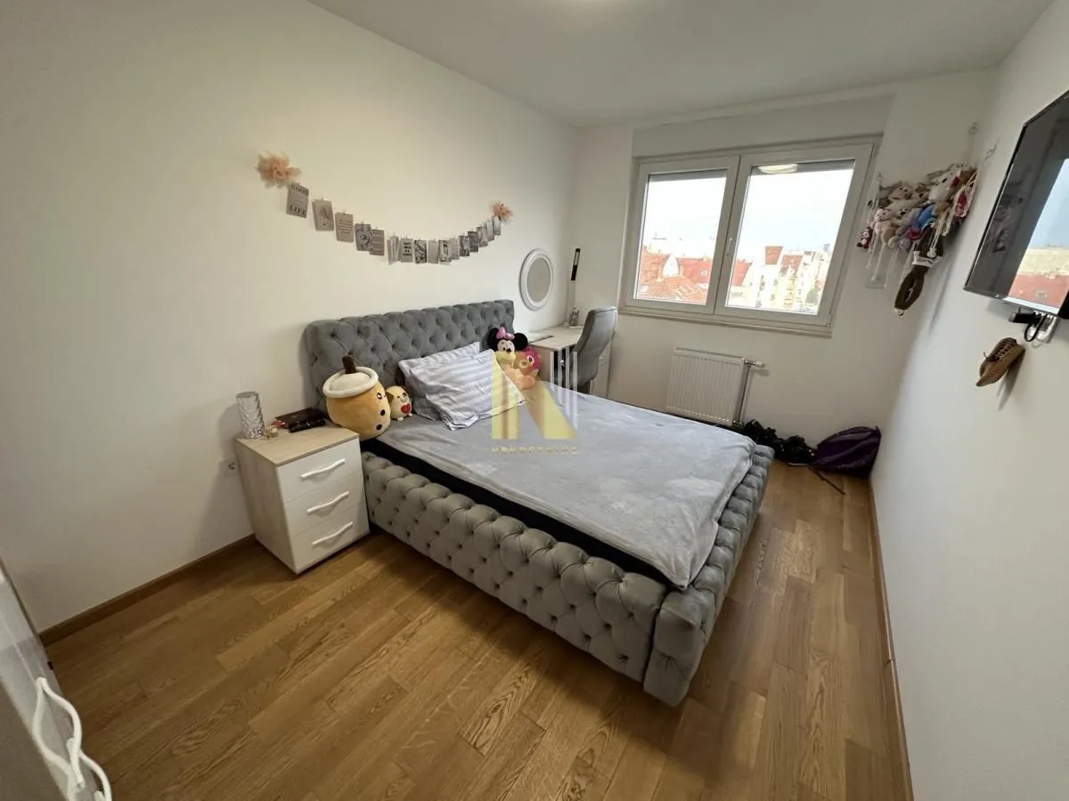 Prodaja, četvorosoban stan, 80m², Nova Detelinara, Novi Sad Sve Podlokacije