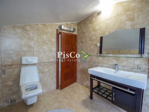 Rent, house, 210m², Donja Gorica, Podgorica - image 6