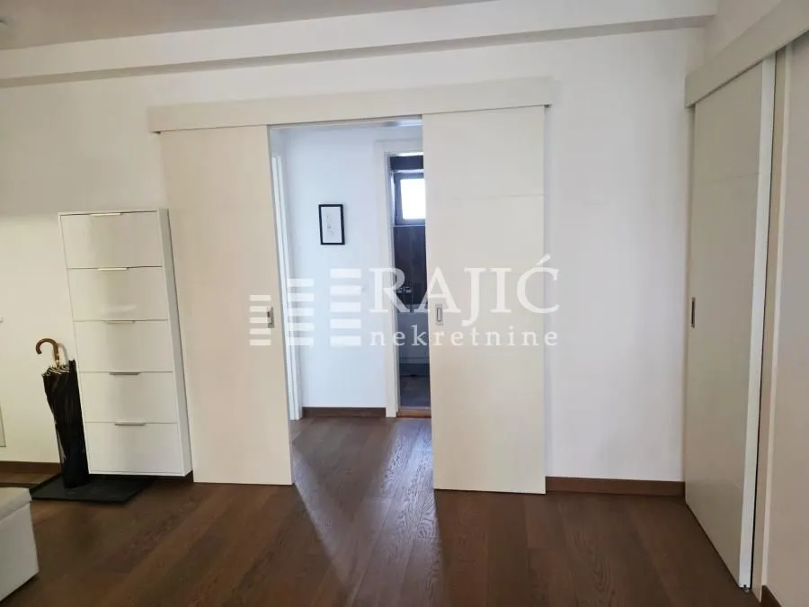 Izdavanje, četvorosoban stan, 80m², Tašmajdan, Palilula Sve Podlokacije