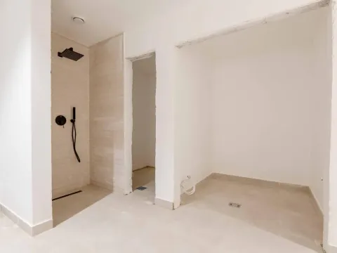 Prodaja, kuća, 240m², Budva, Crna Gora - image 40