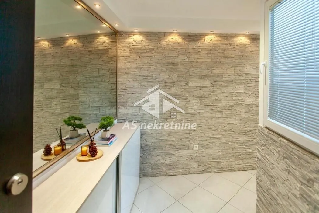 Rent, two bedroom apartment, 53m², Stari Grad, Beograd