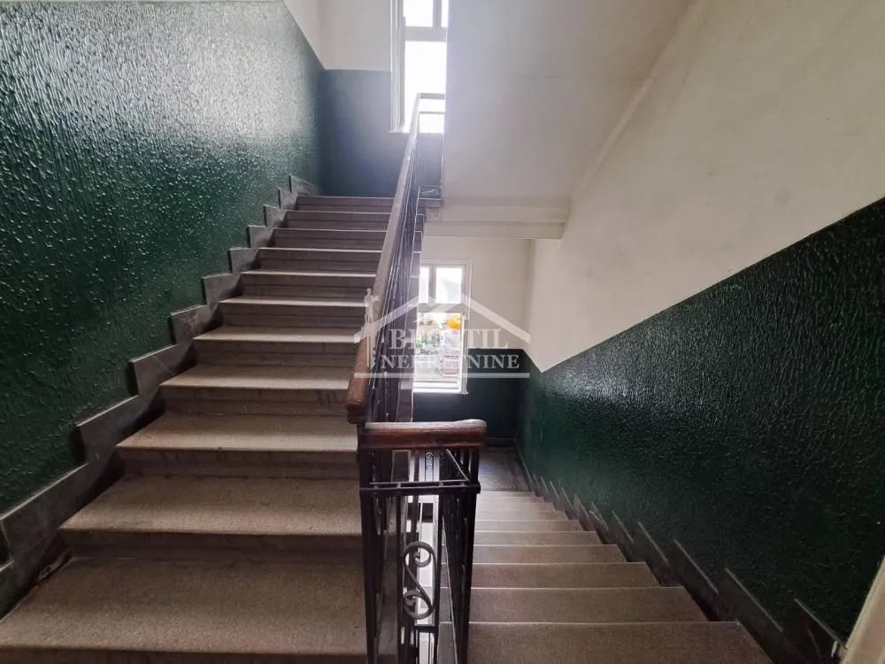 Sale, two bedroom apartment, 61m², Stari Grad, Beograd