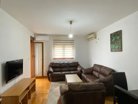 Rent, two bedroom apartment, 55m², Stari Aerodrom, Podgorica - image 4
