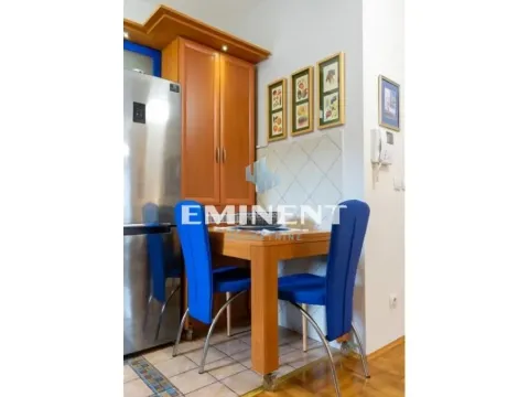Rent, two bedroom apartment, 52m², Savski Venac, Beograd - image 5