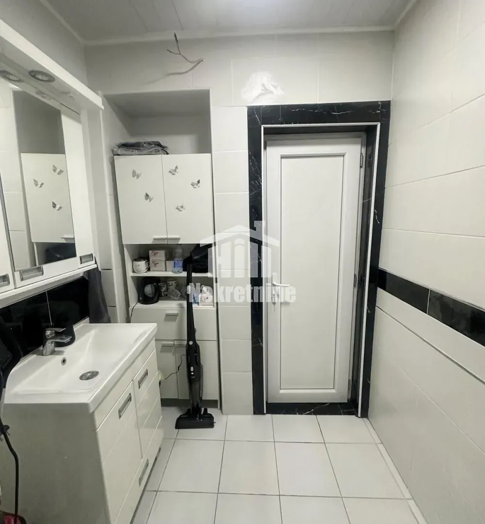 Sale, two bedroom apartment, 50m², Stari Grad, Beograd