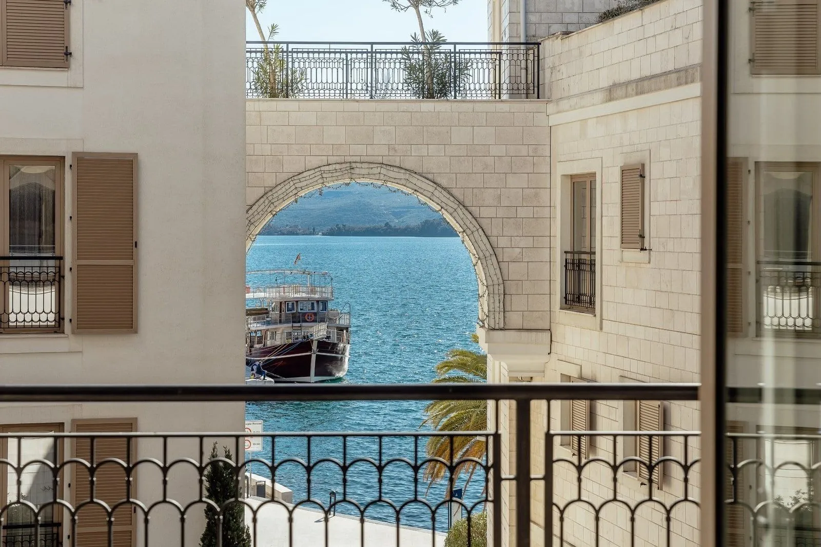 Prodaja, dvosoban stan, 117m², Porto Montenegro, Tivat