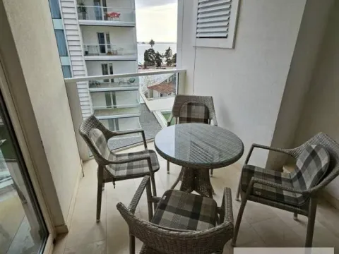 Prodaja, trosoban stan, 77m², Budva, Crna Gora - image 13