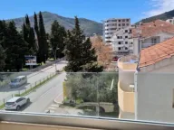 Rent, one bedroom apartment, 55m², Bulevar, Budva - image 2