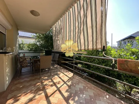 Izdavanje, kuća, 250m², Donja Gorica, Podgorica - image 5