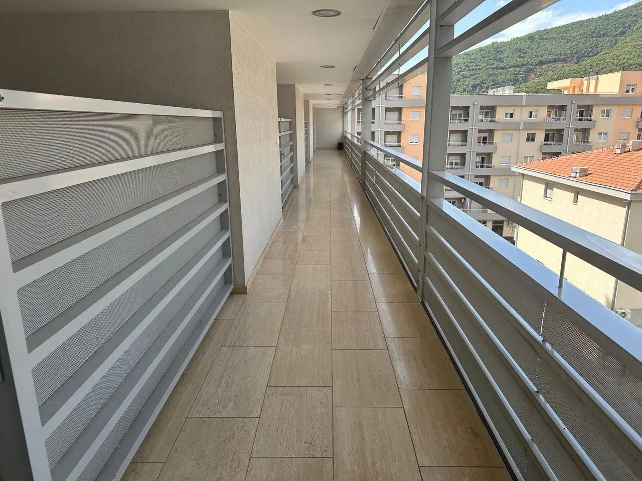 Prodaja, dvosoban stan, 85m², Rozino, Budva