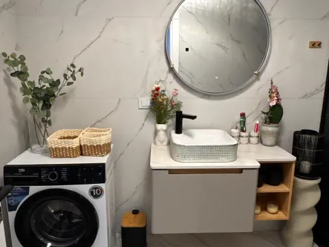 Prodaja, trosoban stan, 110m², Prčanj, Kotor - image 11