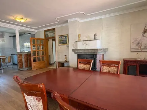 Rent, four bedroom apartment, 160m², Tivat, Crna Gora - image 7