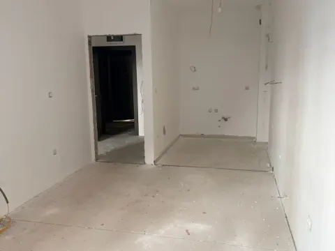 Sale, one bedroom apartment, 43m², Stari Aerodrom, Podgorica - image 3