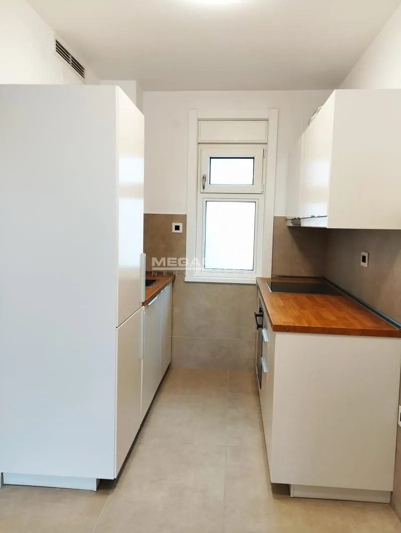 Sale, two bedroom apartment, 71m², Čubura, Beograd