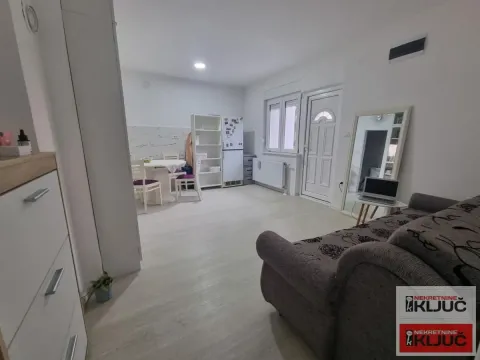 Sale, two bedroom apartment, 51m², Veternik, Novi Sad Sve Podlokacije - image 2