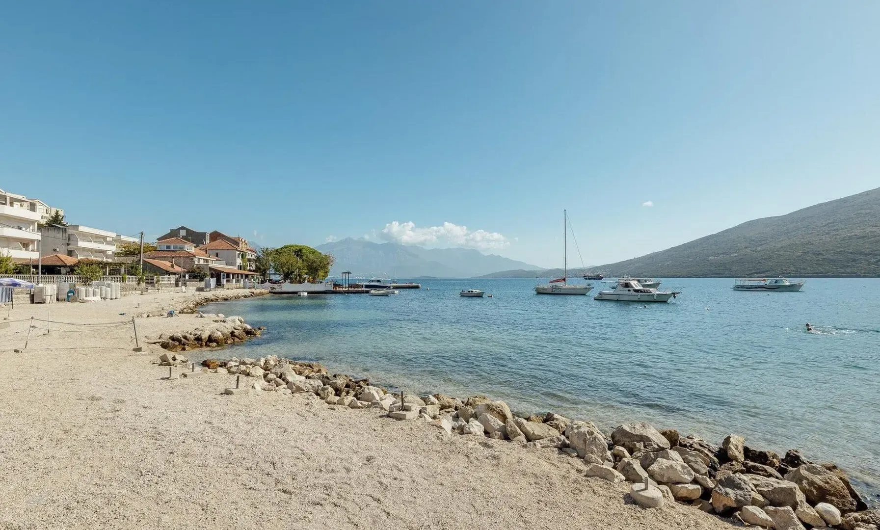 Prodaja, trosoban stan, 172m², Đenovići, Herceg Novi