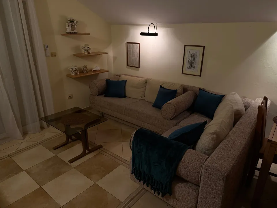 Rent, three bedroom apartment, 80m², Đenovići, Herceg Novi