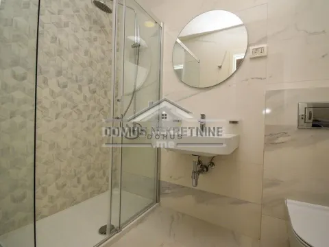 Prodaja, jednosoban stan, 49m², Central Point, Podgorica - image 10