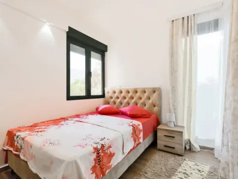 Rent, three bedroom apartment, 120m², Mrčevac, Tivat - image 12