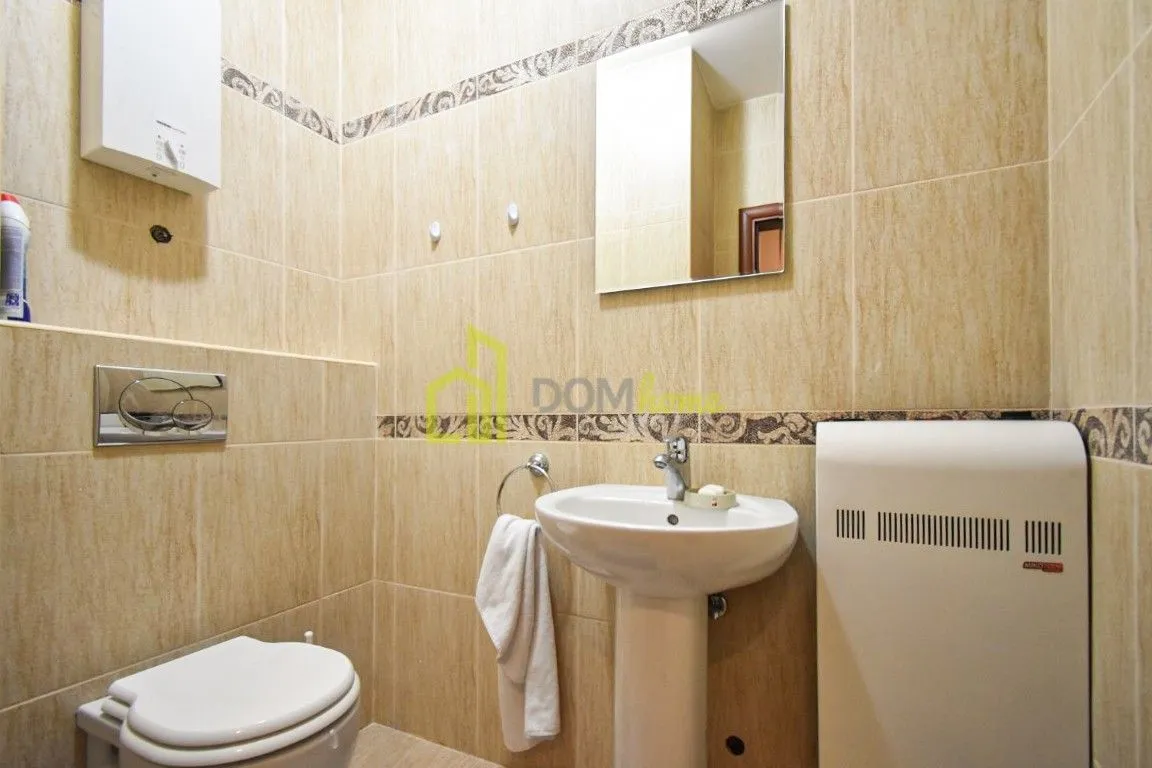 Izdavanje, dvosoban stan, 90m², Gorica C, Podgorica