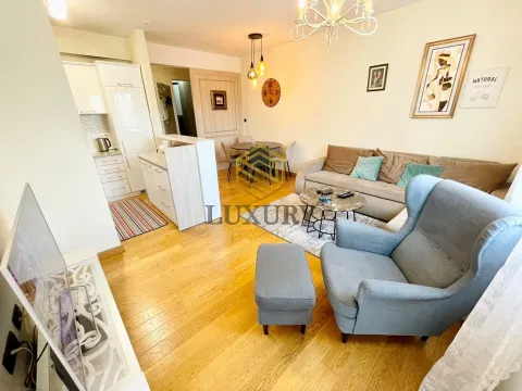Rent, two bedroom apartment, 73m², Ljubović, Podgorica - image 9