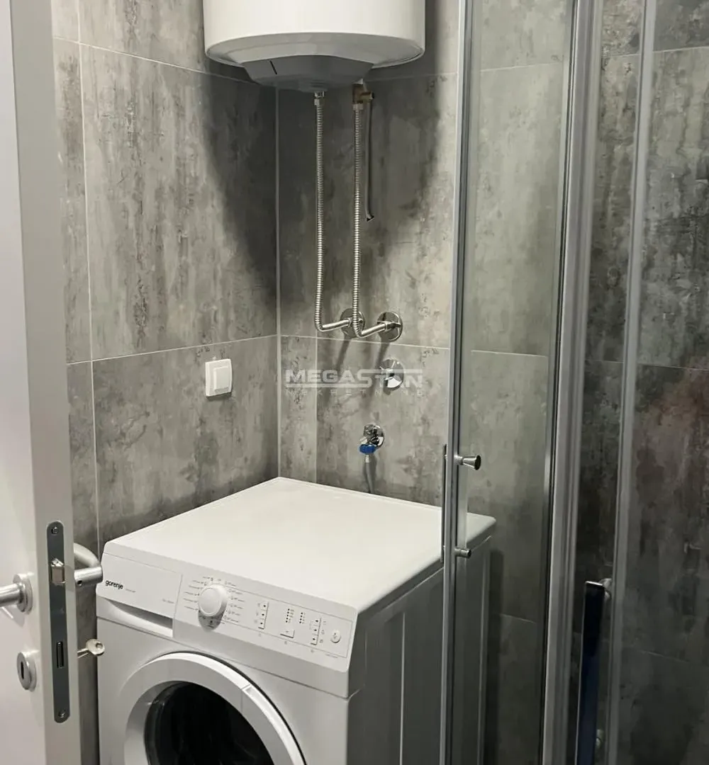 Rent, one bedroom apartment, 43m², Južni Bulevar, Vračar Sve Podlokacije