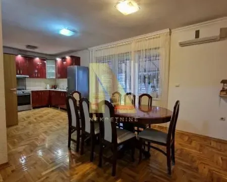 Prodaja, kuća, 350m², Sremska Kamenica, Petrovaradin - image 2