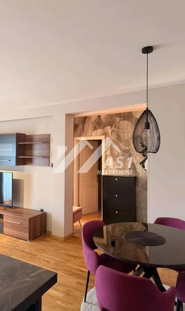 Izdavanje, dvosoban stan, 48m², Bulevar Oslobodjenja, Novi Sad Sve Podlokacije