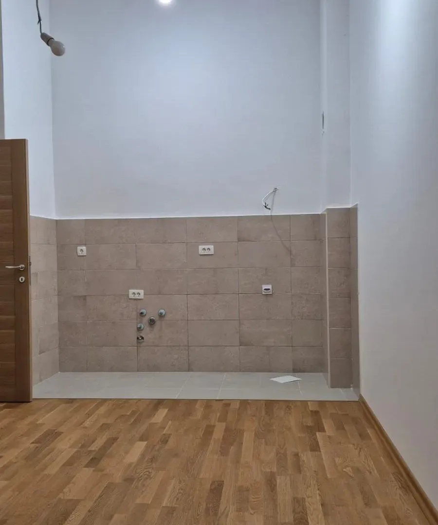 Prodaja, jednosoban stan, 40m², Stari Aerodrom, Podgorica