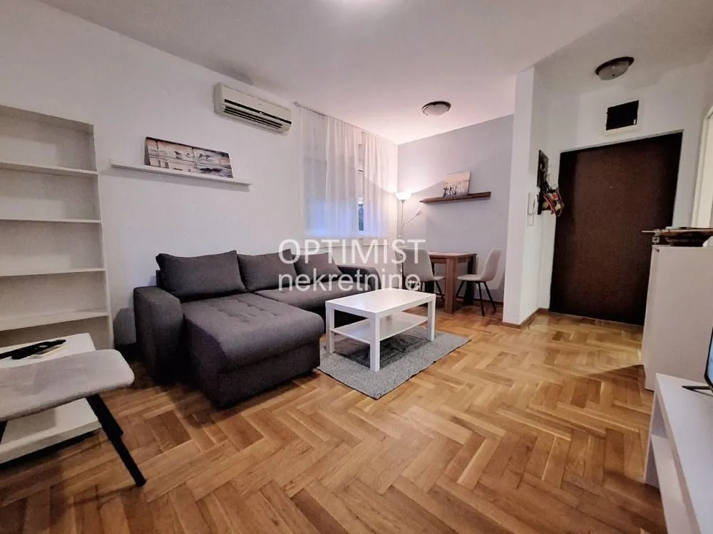 Rent, two bedroom apartment, 30m², Voždovac Sve Podlokacije, Beograd