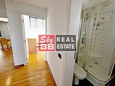 Rent, four bedroom apartment, 157m², Savski Venac, Beograd - image 15