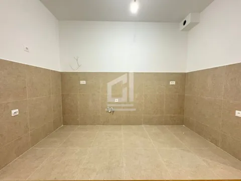 Rent, three bedroom apartment, 82m², Vezirov Most, Podgorica - image 5