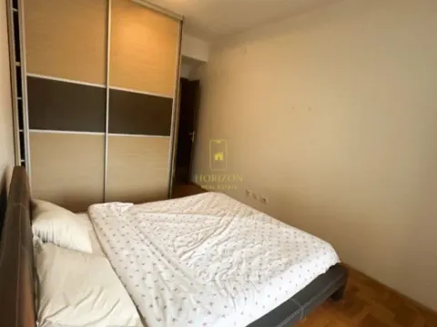 Izdavanje, jednosoban stan, 53m², City Kvart, Podgorica - image 4