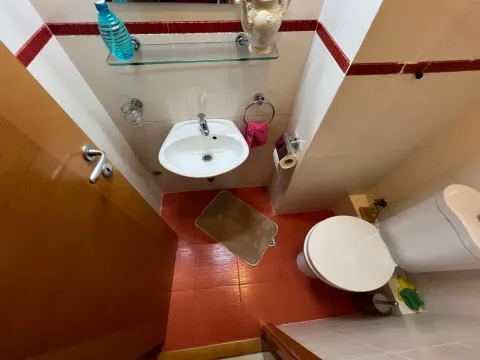 Izdavanje, trosoban stan, 90m², Preko Morače, Podgorica - image 11